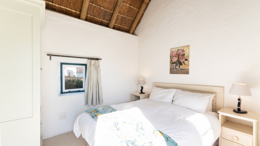 5 Bedroom Property for Sale in Struisbaai Western Cape